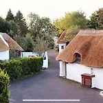 Thatched 1 Person *