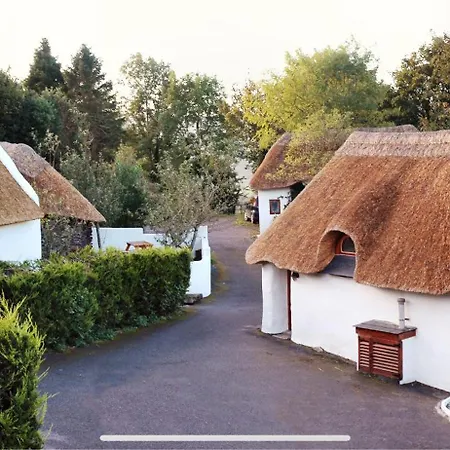 Thatched 1 Person *